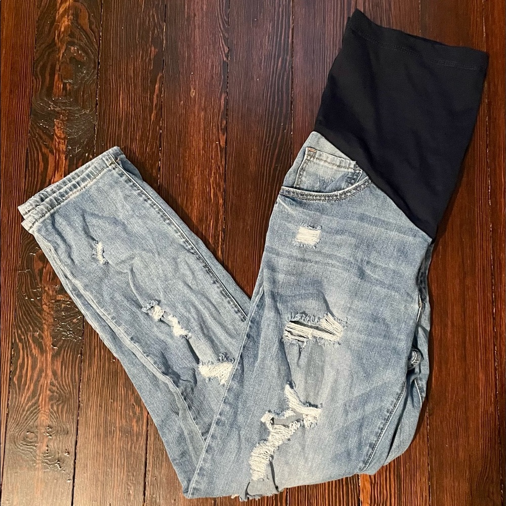 Size 30 Ripped Maternity Jeans